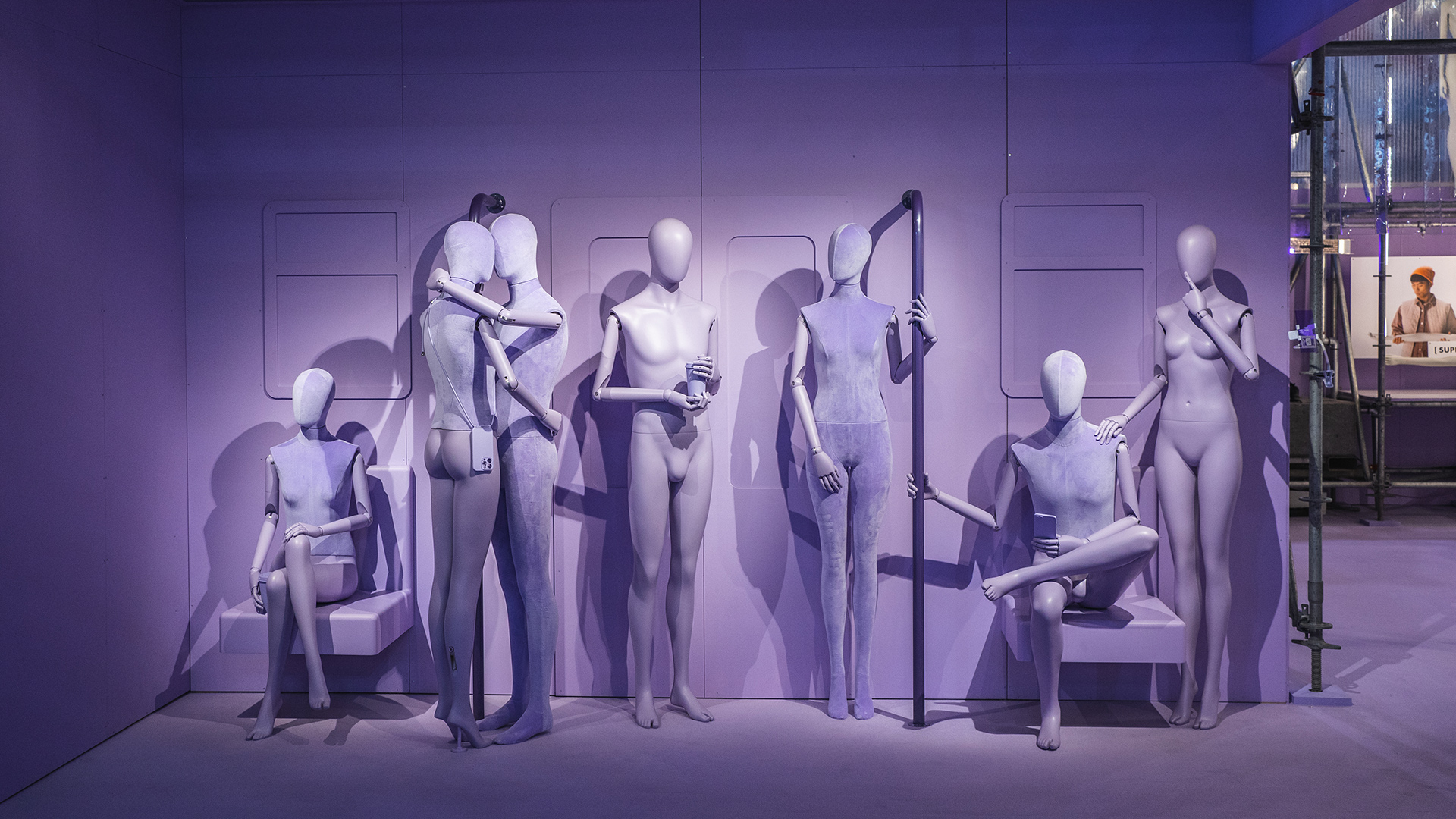 Salone Del Mobile 2022 - Hans Boodt Mannequins